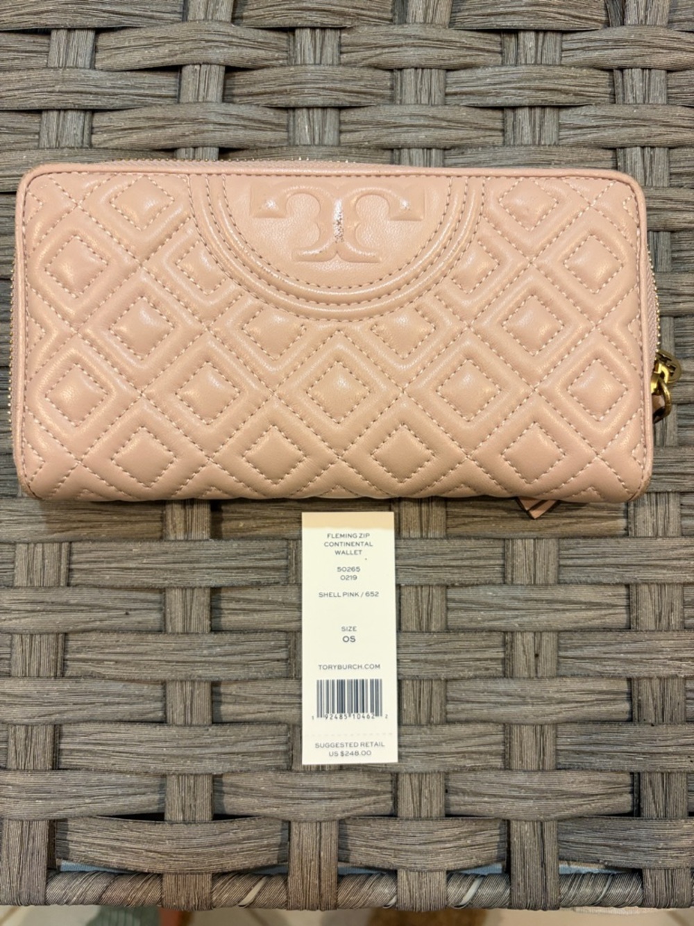 Tory Burch Fleming Shell Pink Quilted Continental Zip Wallet with Logo